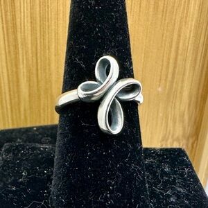 JAMES AVERY Sterling Silver Scroll Eternal Ribbon Cross Ring; SIZE 7.5